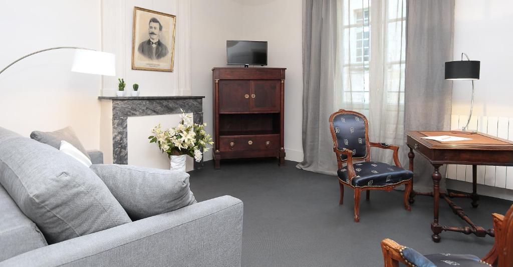 Suites De La Tour Perigueux Centre 外观 照片
